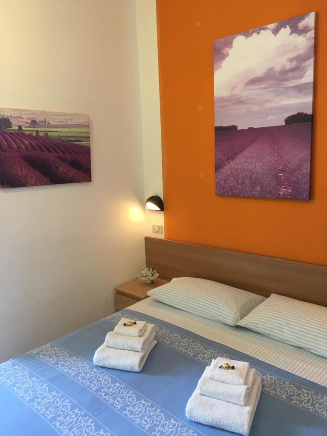 Hotel Villa Rinaldini Римини Экстерьер фото